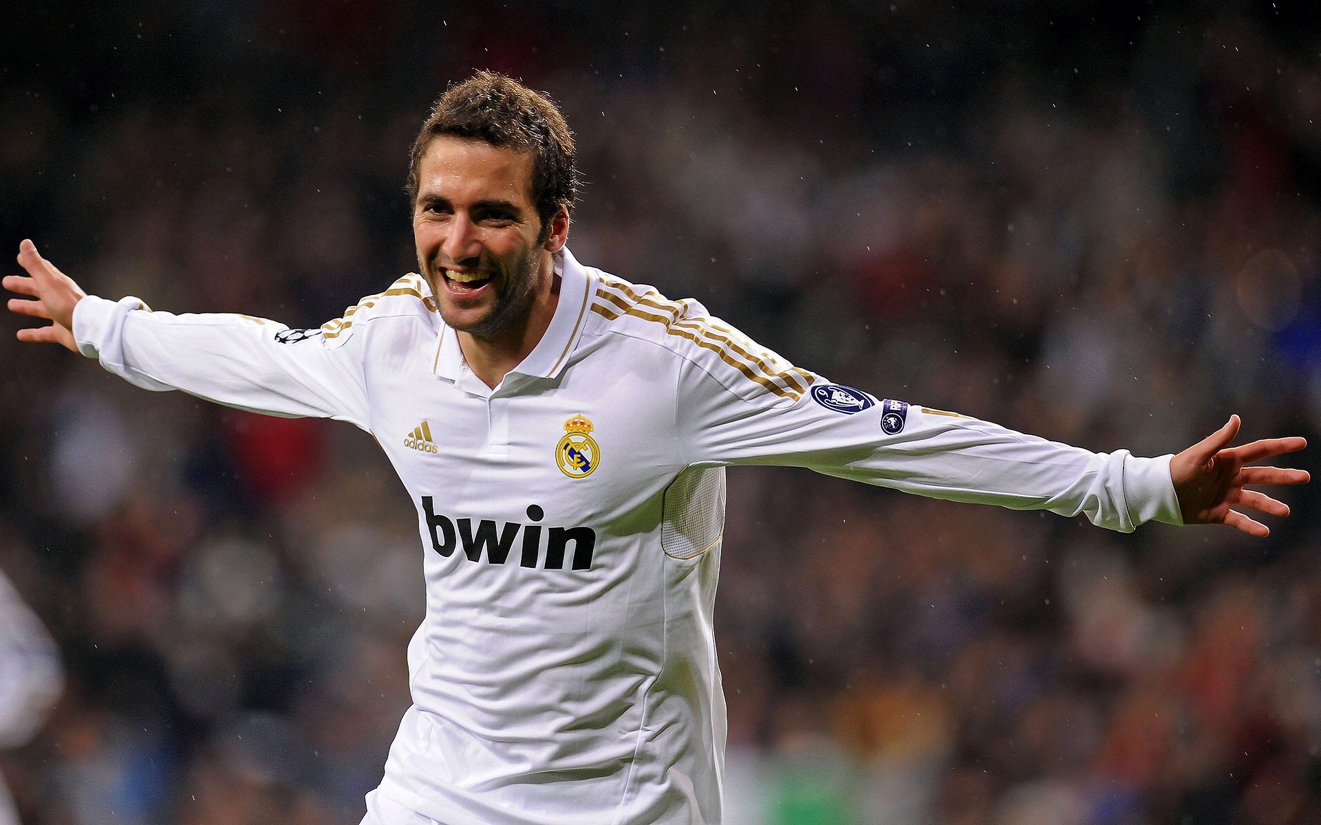 双加时鏖战!湖人险胜勇士,詹姆斯关键三分锁定胜局